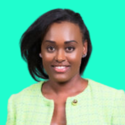 Elisângela Furtado - Accountant